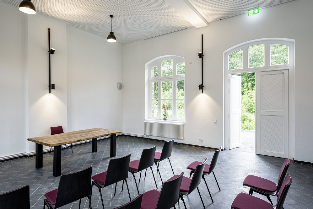 Umbau des denkmalgeschützten Bahnhofs in Morbach zu einer Kultur und